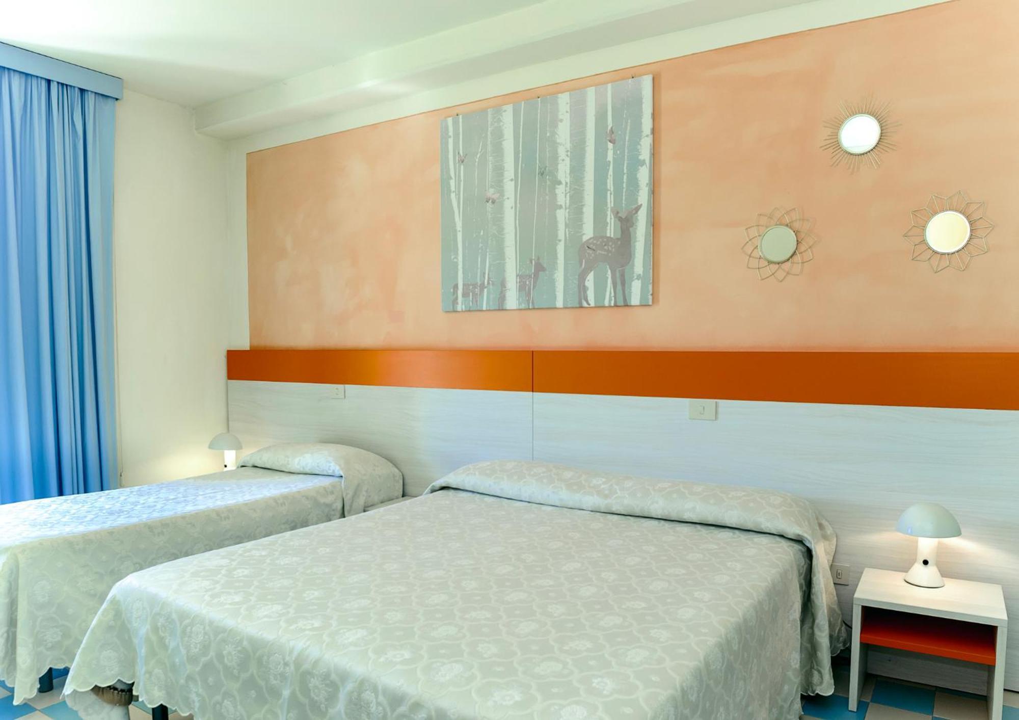 Hotel The Marquee Castelnuovo di Garfagnana Eksteriør billede