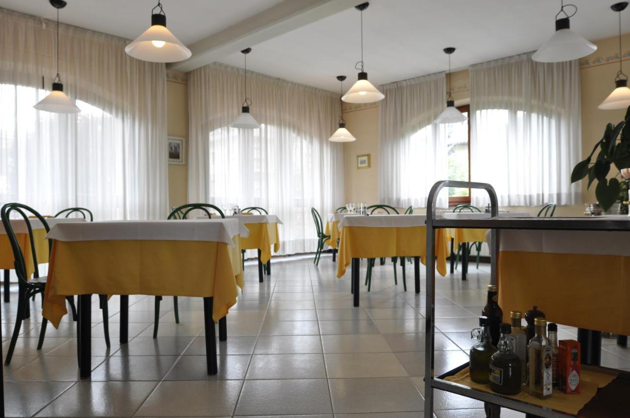 Hotel The Marquee Castelnuovo di Garfagnana Eksteriør billede